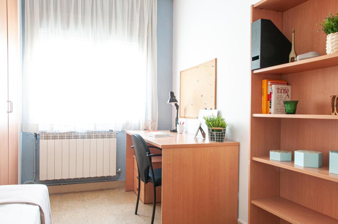 Residencia Universitaria Resa Sant Jordi Tarragona Dış mekan fotoğraf